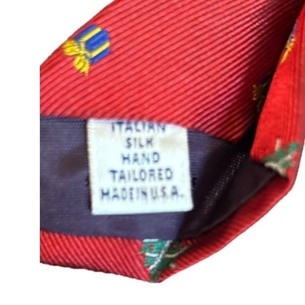Paul Fredrick Hand Tailored Tie Red Christmas Tree Italian Silk Made in USA - Picture 6 of 6